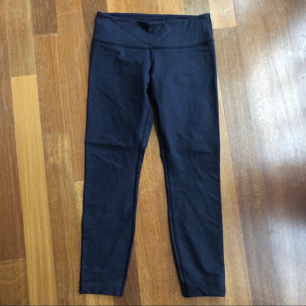 lululemon like new wunder under legging size 6